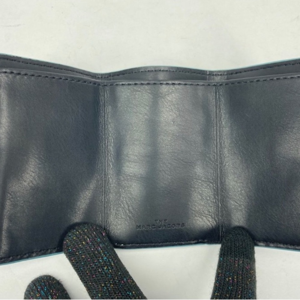 Marc Jacobs Wallet - Picture 6 of 9